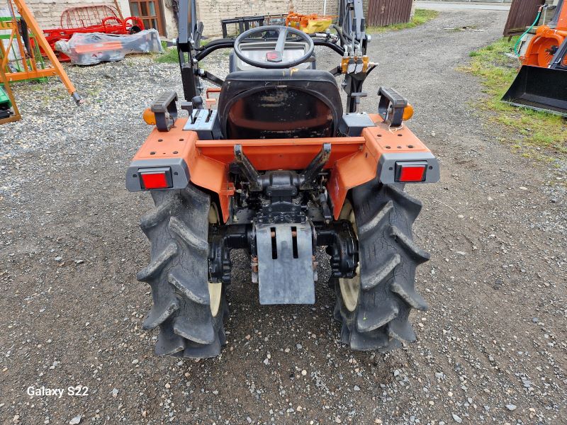 Yanmar F 155 D , 4x4 s novým čelním nakladačem KP-001 ( č.k. 710840)